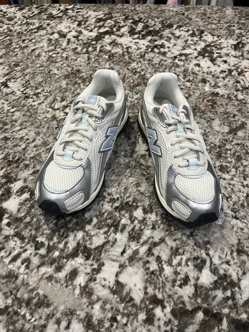 New Balance 204L White Oxford Blue 5Y/6.5W - Picture 7 of 8